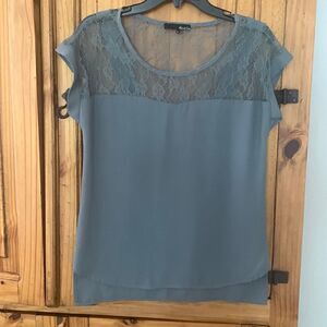 **** 5 for $25 RO&DE Lace Top